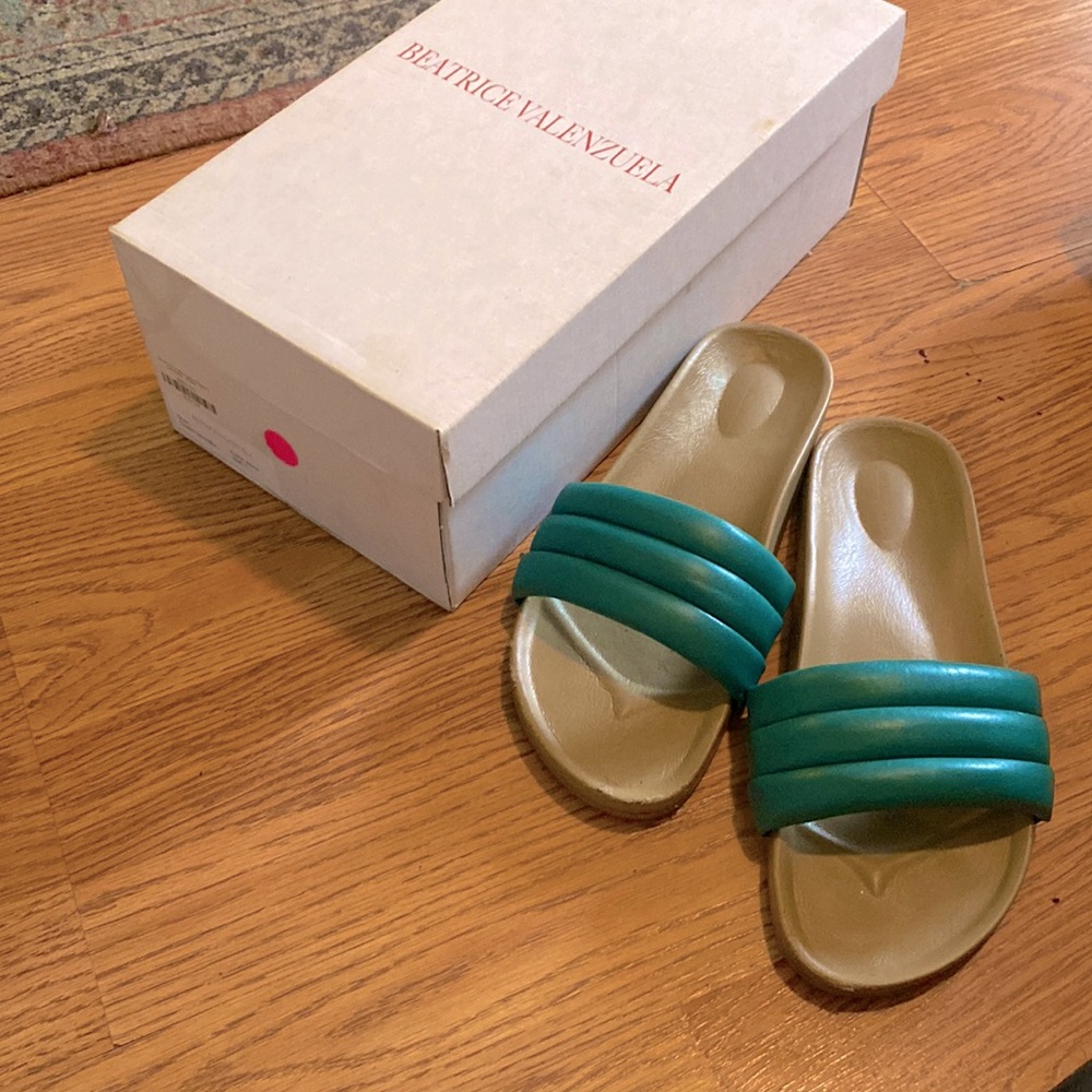 Beatrice Valenzuela Classic Sandala